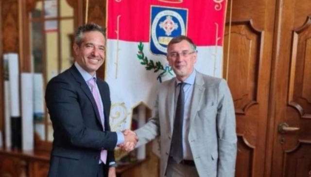 独家看英超, 墨西哥龙舌, dingy 独家看英超, 墨西哥龙舌, dingy